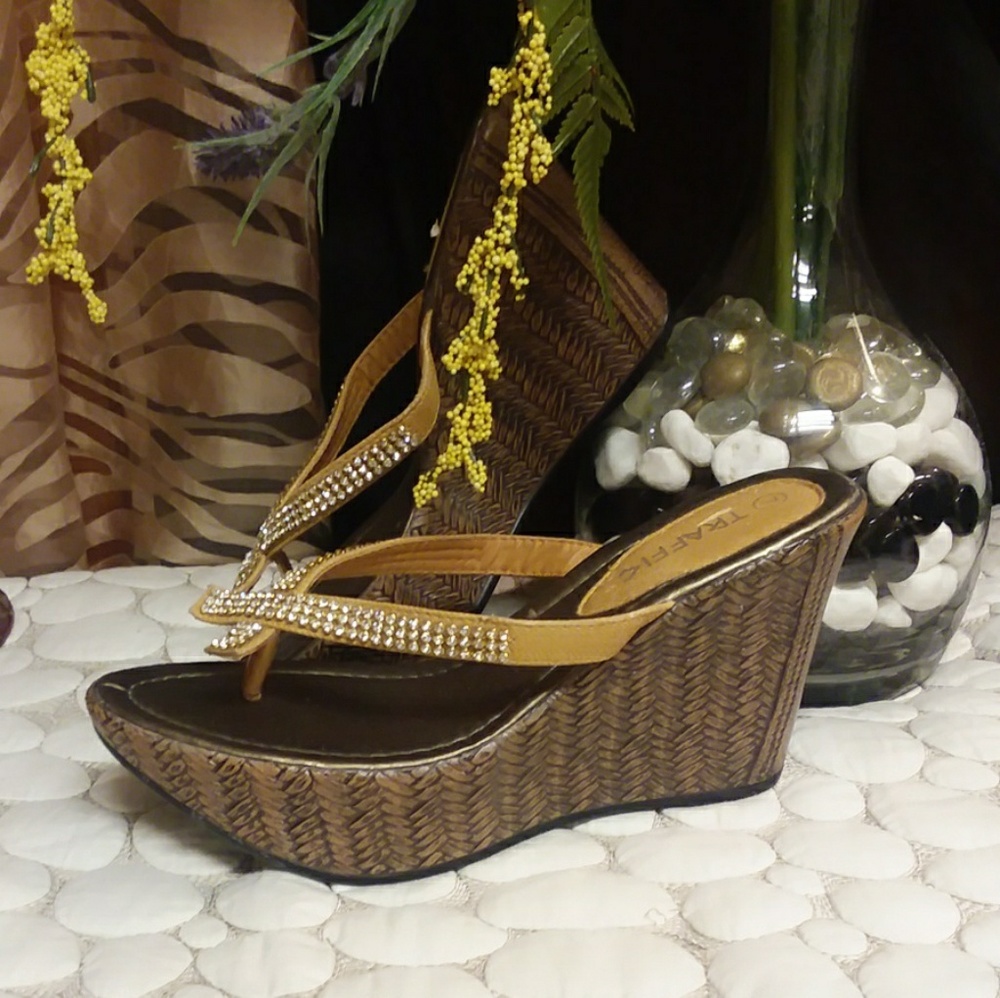 Ladies Rhinestone Wedge Sandals.